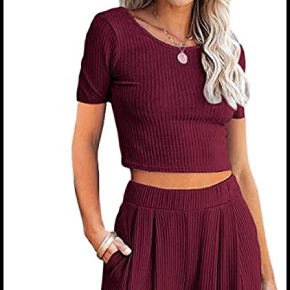 Two piece lounge set